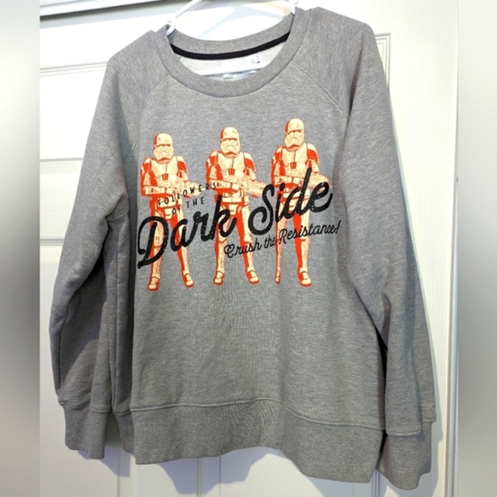 NWOT Stormtrooper sweatshirt for Women. Star Wars: The‎ Rise of Skywalker